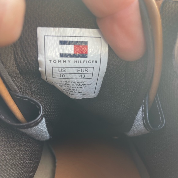 Tommy Hilfiger Casey Duck Boots - Picture 9 of 9